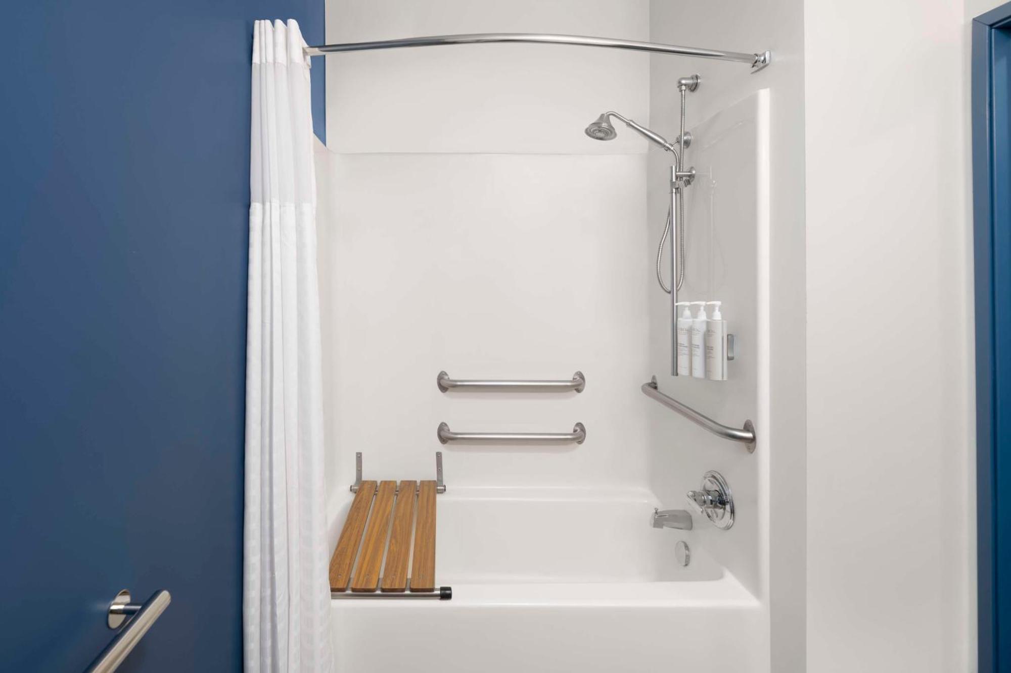 Spark By Hilton Lansing Luaran gambar