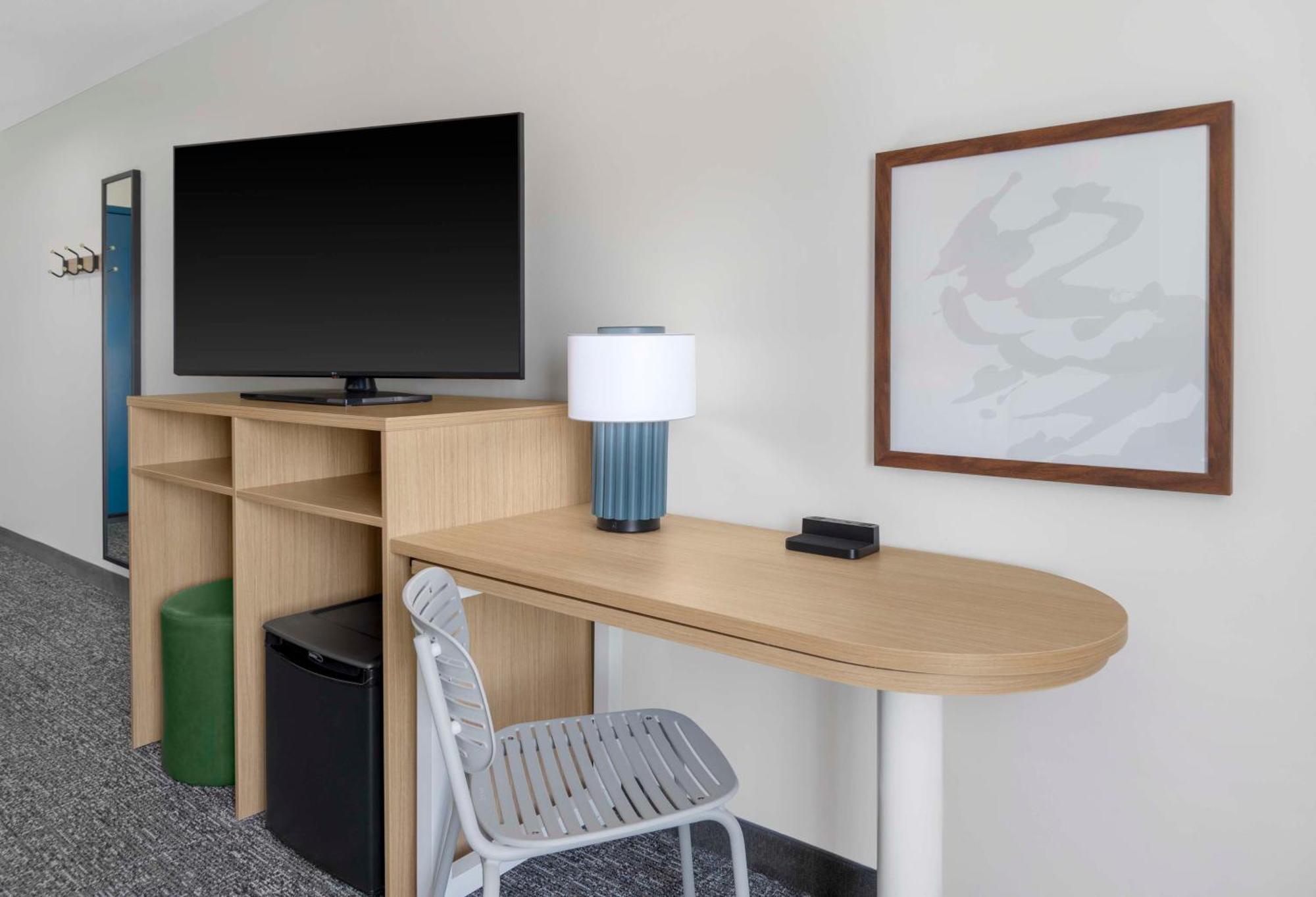 Spark By Hilton Lansing Luaran gambar