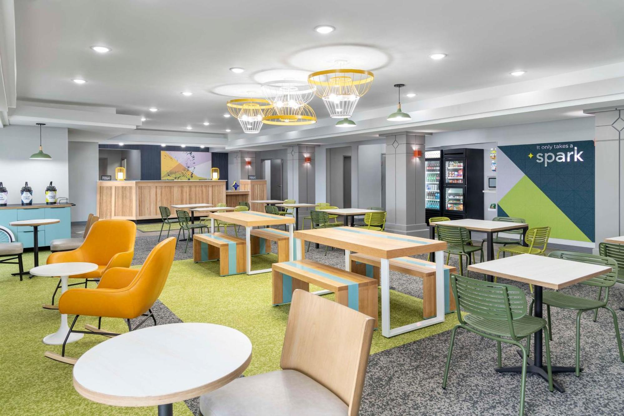 Spark By Hilton Lansing Luaran gambar